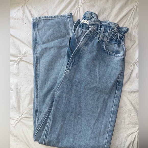NWT Pacsun Paperbag Mom Jeans - Size Small - Picture 5 of 5